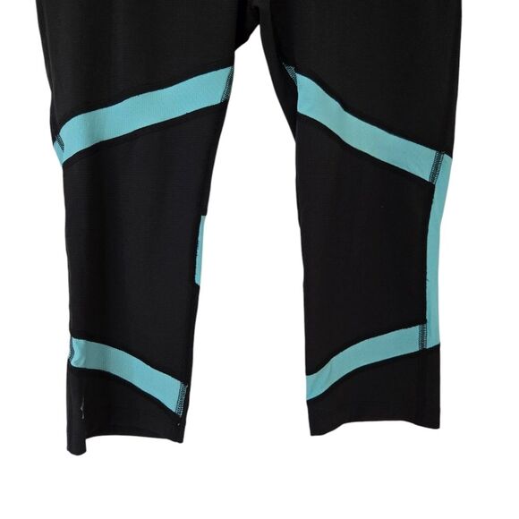 Under Armour CoolSwitch leggings size Medium - Picture 5 of 7